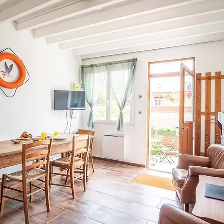 Сasa de vacaciones La Bicoque - Maison De Pecheur - Cour Ext Étretat