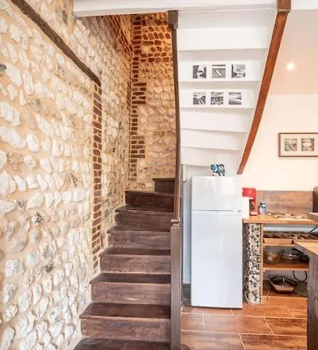 La Bicoque - Maison De Pecheur - Cour Ext * Etretat