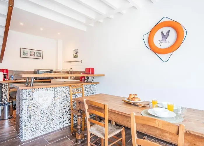 La Bicoque - Maison De Pecheur - Cour Ext Etretat