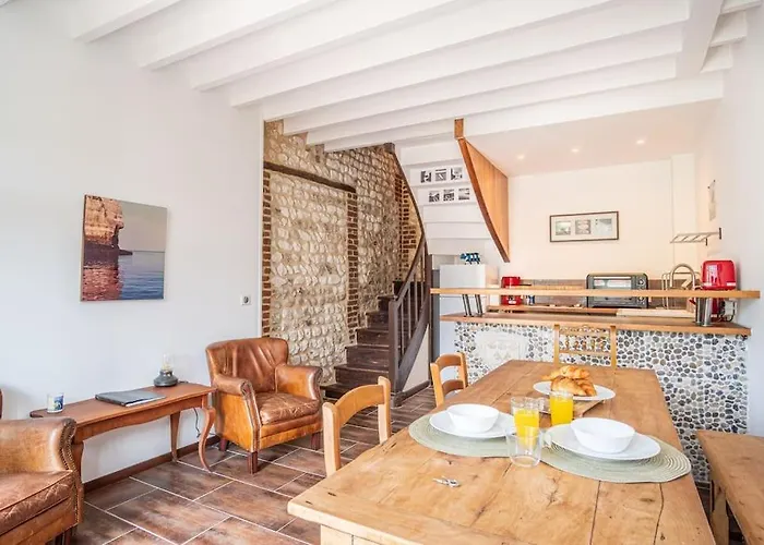 La Bicoque - Maison De Pecheur - Cour Ext Etretat